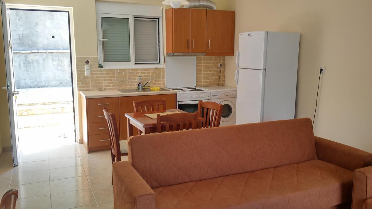 Armonia Nakas Aparthotel Geni  Luaran gambar